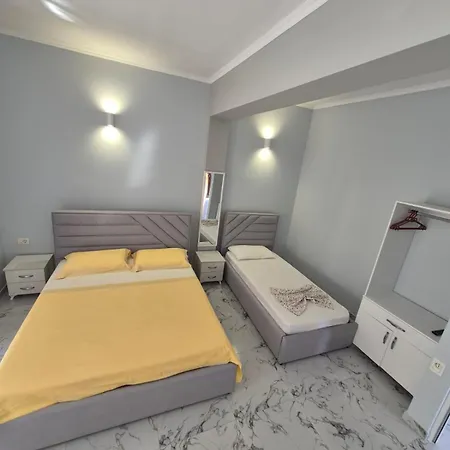 Mesaiz Vlorë