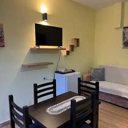 Mesaiz Vlorë