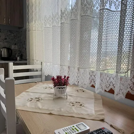 Lägenhet Mesaiz Vlorë
